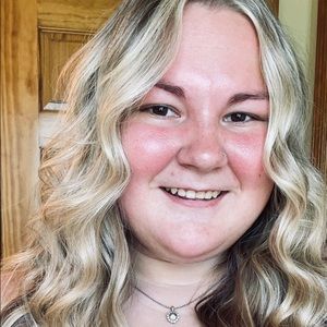 Meet your Posher, Sidney